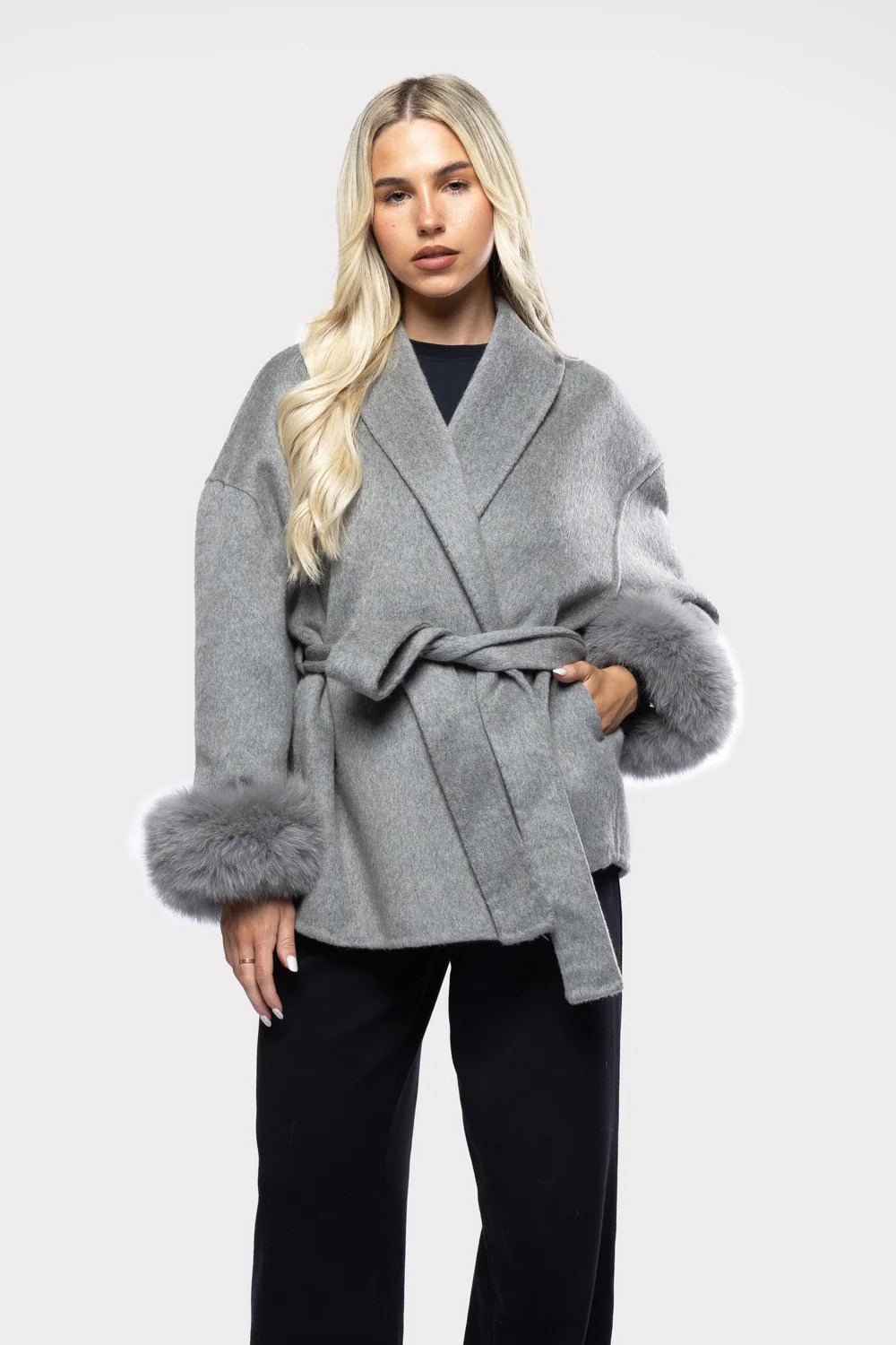 LISA - GREY COAT