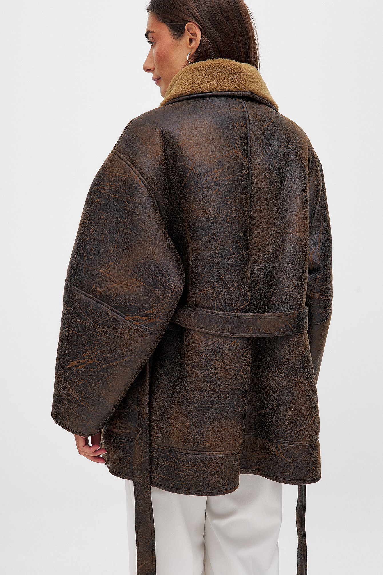 ISABELLA - BELTED DETAIL SHEARLING JACKET